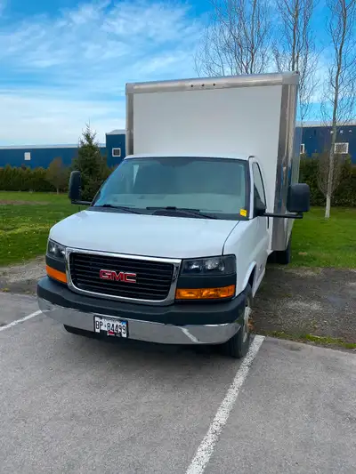 2013 GMC Savana 4500 Diesel for sale. Will sell with a safety inspection and yellow commercial stick...