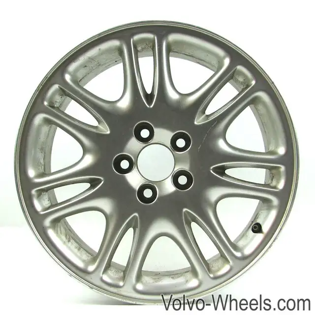 2004 to 2007 VOLVO S60, V70, XC60/70 OEM 17 inch Rims Almalthea in Tires & Rims in St. Catharines - Image 2