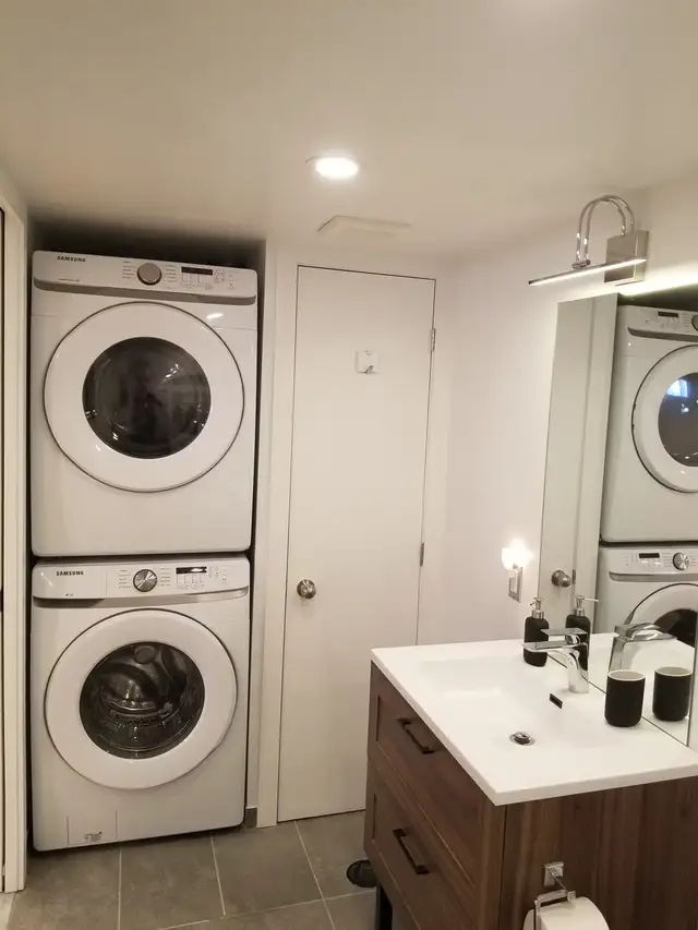 Jumelé rénové et équipé. Quartier du manoir à Arvida. $2400/m in Long Term Rentals in Saguenay - Image 11