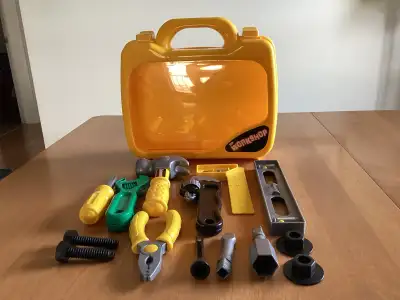 Coffre d’outils pour enfants/Kids Tools Set, View more