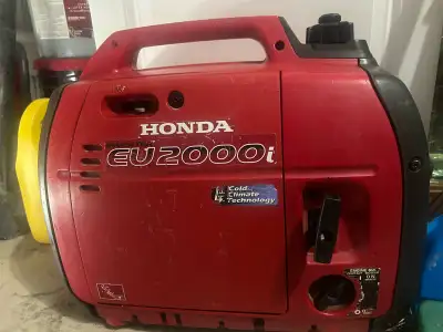 Honda EU 2000i generator , View more