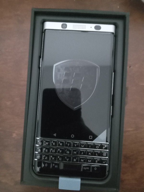 Blackberry KeyOne à Vendre / for Sale dans Téléphones cellulaires  à Ville de Montréal