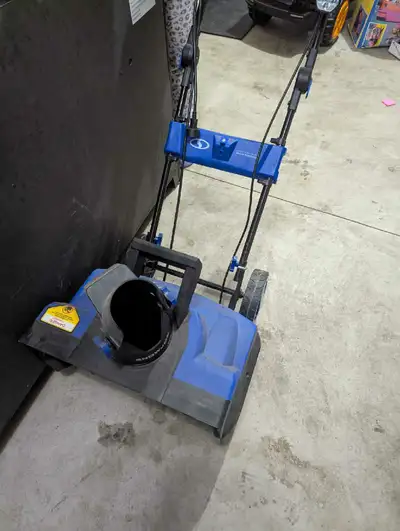 Snowblower Brand new, View more