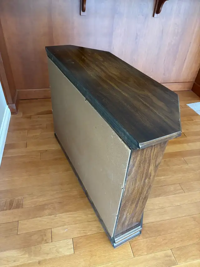vintage wood console in TV Tables & Entertainment Units in Ottawa - Image 4