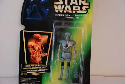 2-1B Medic Droid Power of the Force Star Wars figure 2-1B Medic Droid with medical diagnostic comput...