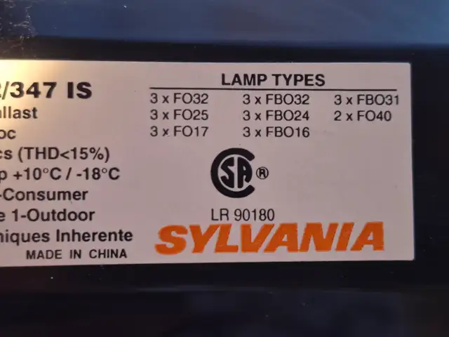 Sylvania QT3x32/347 IS 347V 3-Lamp T8 Electronic Ballast 0.26A in Indoor Lighting & Fans in Laval / North Shore - Image 5
