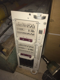 Compac Proliant DL580 rack mount server