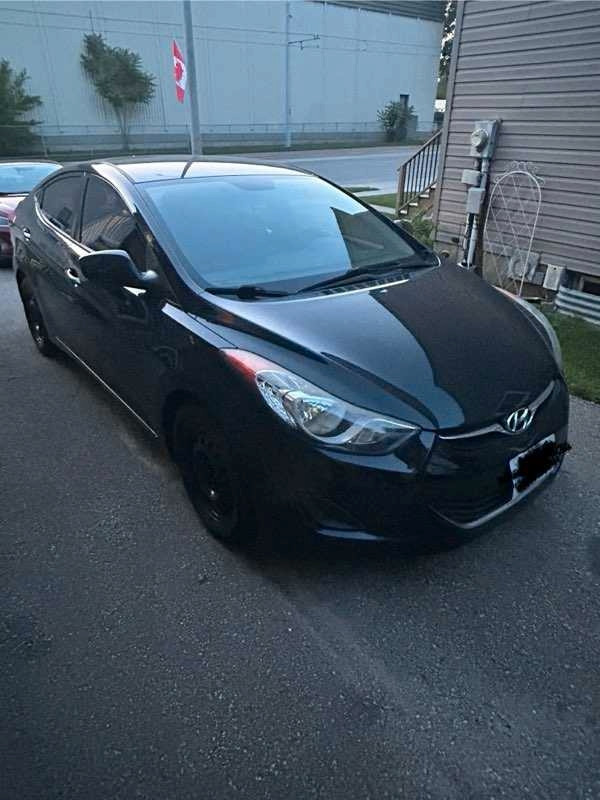 hyundai Elantra in Cars & Trucks in Kitchener / Waterloo