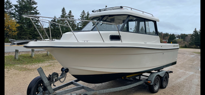 Located in Halifax Meticulously maintained. 2002 24’ Bayliner Pilot House Closed Cabin New Complete...
