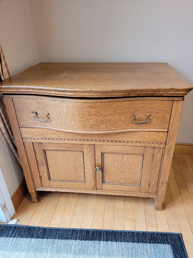 Antique flip top dry sink in Other in Napanee - Image 3