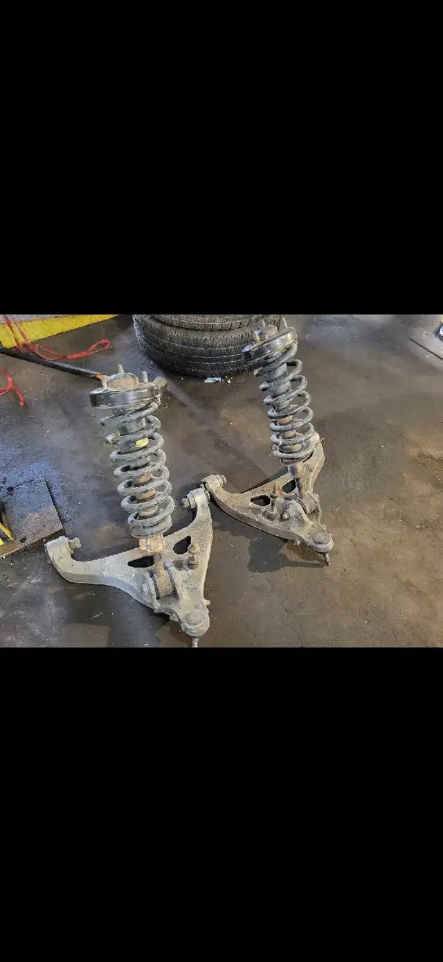 f150 parts  2004 to 2014 call 780-231 3960 in Auto Body Parts in Edmonton - Image 9