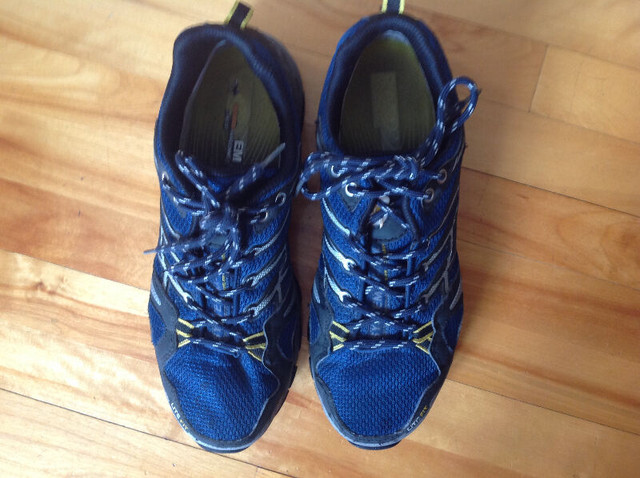Chaussures pour randonnées - de marche - comme neuves dans Chaussures pour hommes  à Laval/Rive Nord