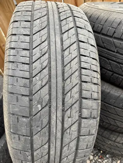I have 4 Laufenn all season tires size 275/55R20 .80% tread left.if u interested plz text me.