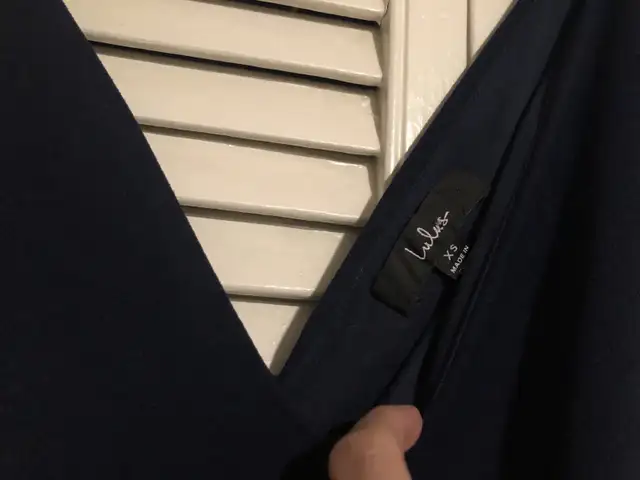 Lulu’s navy blue long gown maxi dress XS in Women's - Dresses & Skirts in City of Toronto - Image 9