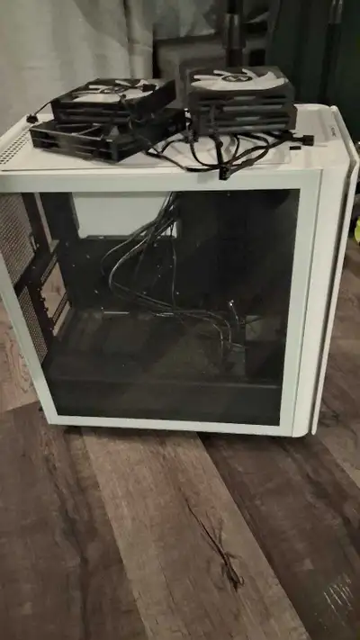 Midtower PC case, View more