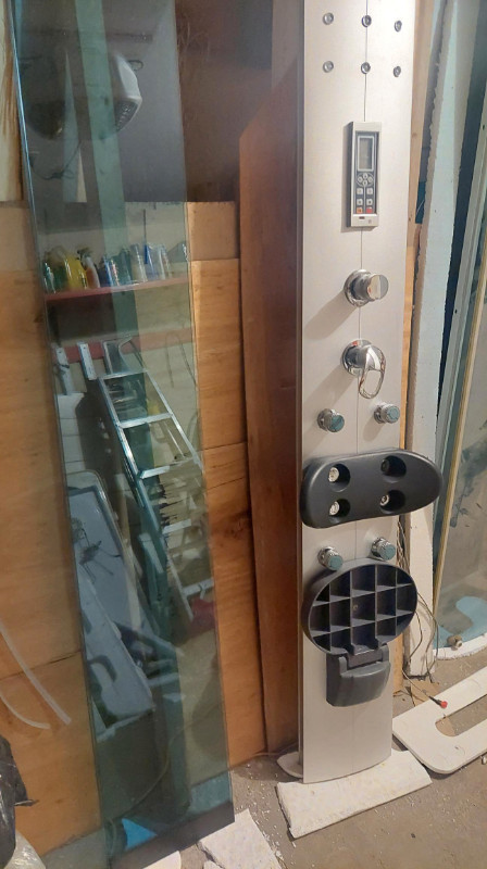 Cabine de douche Hydromassage thérapeutique neuve dans Articles pour la salle de bains  à Longueuil/Rive Sud - Image 3