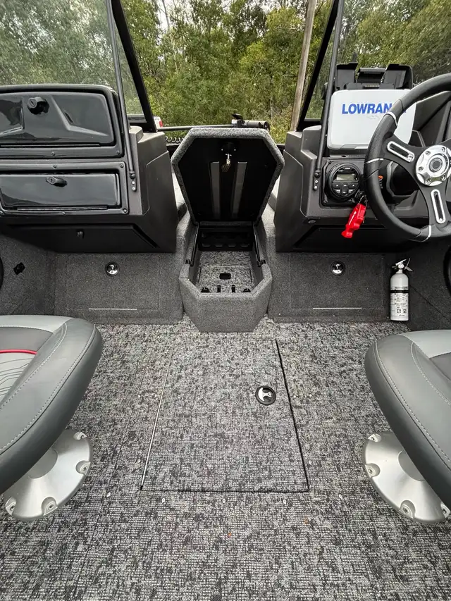 2024 V18 Targa Combo 200HP PRO XS in Powerboats & Motorboats in Regina - Image 7