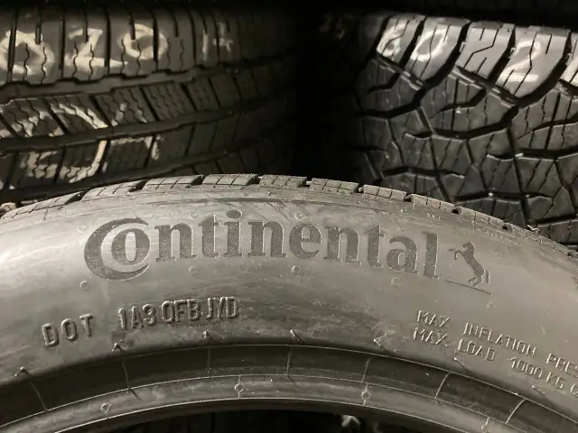 285/40R20 *ONLY 1 (ONE)* USED ALL SEASON TIRE CONTINENTAL~99% in Tires & Rims in City of Toronto - Image 3