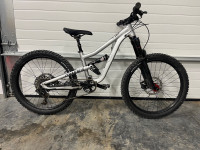 Commencal Supreme 24