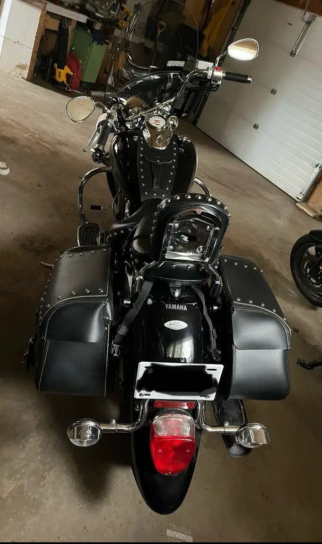 2013 Yamaha V Star 650 Silverado super Low km’s! in Street, Cruisers & Choppers in Red Deer - Image 10
