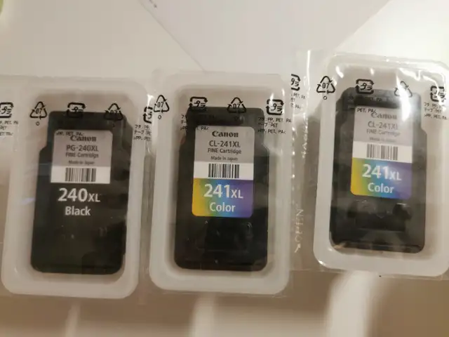 NEW Canon ink cartridge 241XL color in Printers, Scanners & Fax in Kitchener / Waterloo - Image 2