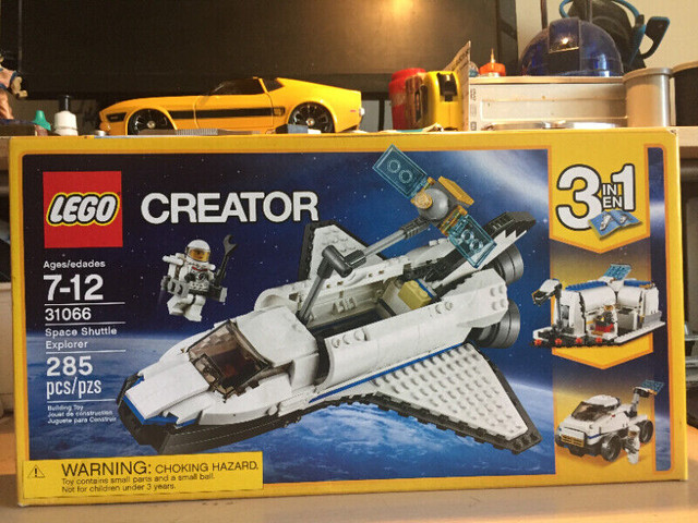 SPACE SHUTTLE - LEGO 31066 - Creator Kit Factory Sealed in Toys & Games in Oshawa / Durham Region