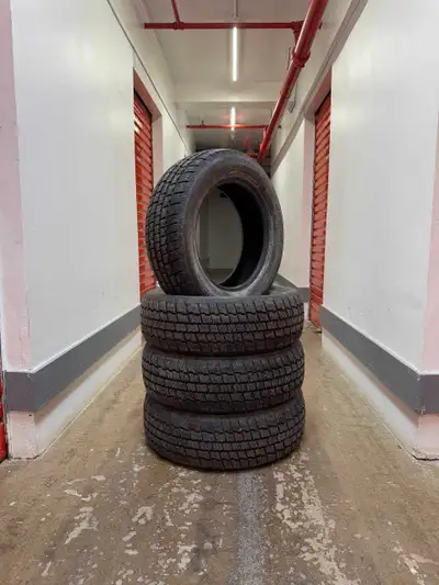 215/65R17 A set of winter tires Cooper Weather-Master S/T2 Pick up Newmarket