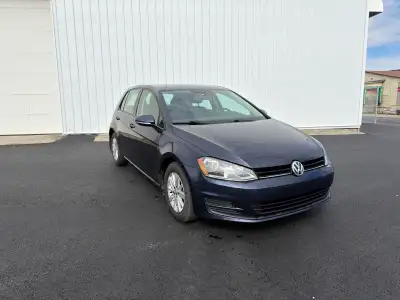 Comes with 4 like-new winter tires and rims. Current tires and rims also like-new (fewer than 1000km...