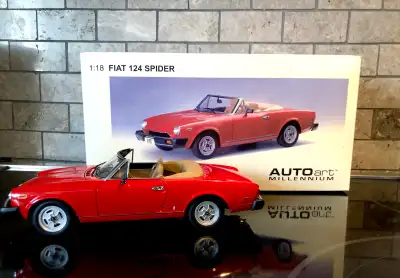 Fiat Spider 1/18 scale diecast model - mint as new condition and never displayed … comes with origin...