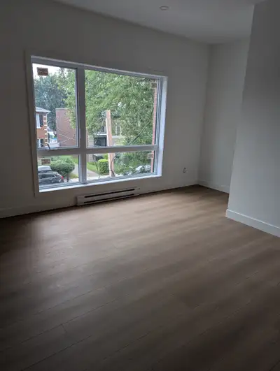 LUXUEUX 3 1 /2 À LOUER À MONTRÉAL DISPONIBLE 1ER JUILLET 2026 CONSTRUCTION SEPTEMBRE 2024 SITUÉ AU D...