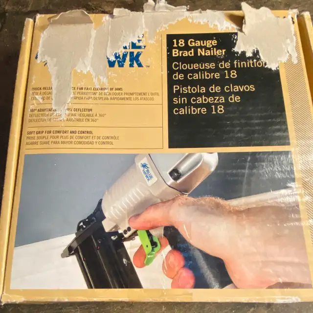 Blue Hawk 18 Gauge Brad Nailer Pneumatic GUC in Power Tools in North Bay - Image 4