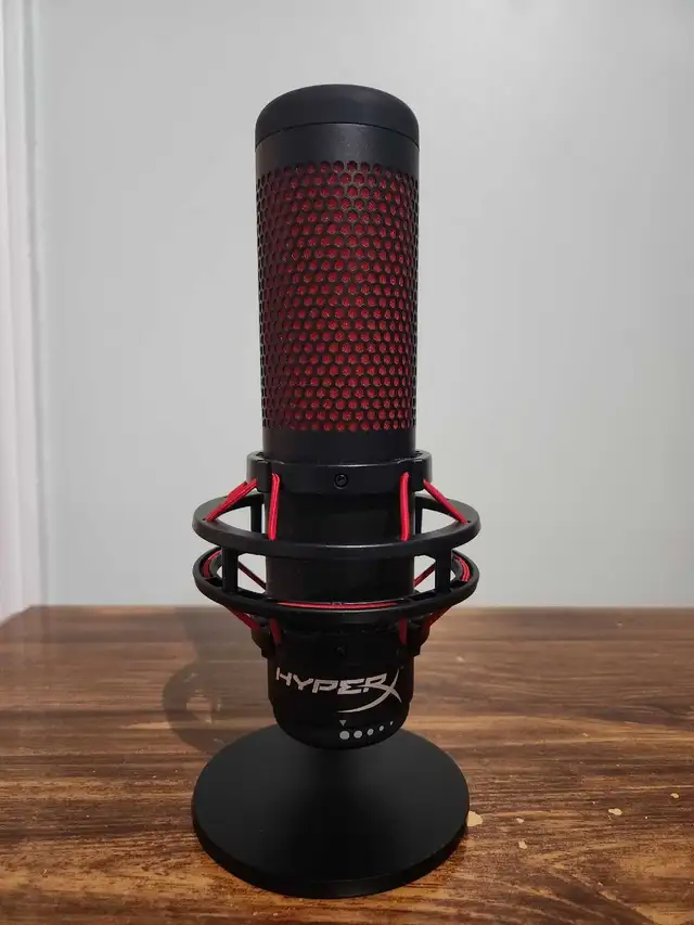 HyperX Quadcast Gaming Microphone in Speakers, Headsets & Mics in Markham / York Region - Image 7