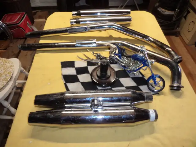 Front end et piece de moto in Motorcycle Parts & Accessories in Gatineau - Image 10