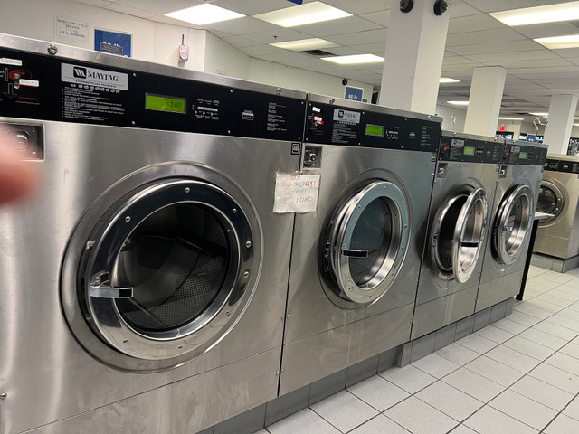 Coin laundromat washer dryer  in Washers & Dryers in City of Toronto - Image 2