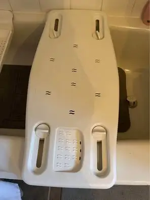 Medical bathtub shower chair, walker, wheelchair + more in Health & Special Needs in Oakville / Halton Region - Image 5