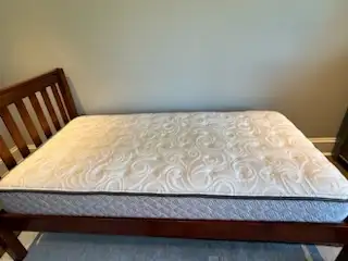 Twin Bed Frame in Beds & Mattresses in Ottawa - Image 3