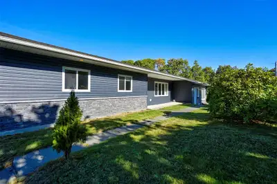 Centrally located in beautiful Bay Roberts. This large & private semi-detached home is for rent & in...