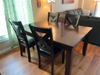 42x60 inch  dining table with 6 chairs. Insert 22 inches