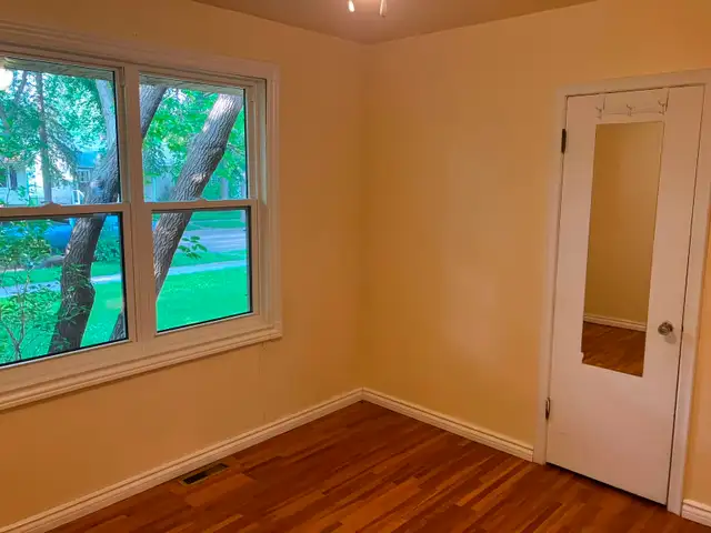 Bus to UofA-Bedroom-2 Roommates-All Utilities/Wi-fi Included