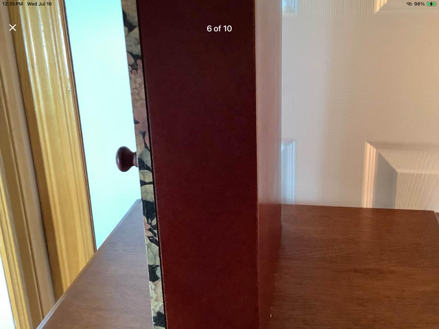 Vintage 3 Shelf Wd Wall Cabinet w Floral Design Bordering Mirror in Bookcases & Shelving Units in Belleville - Image 7