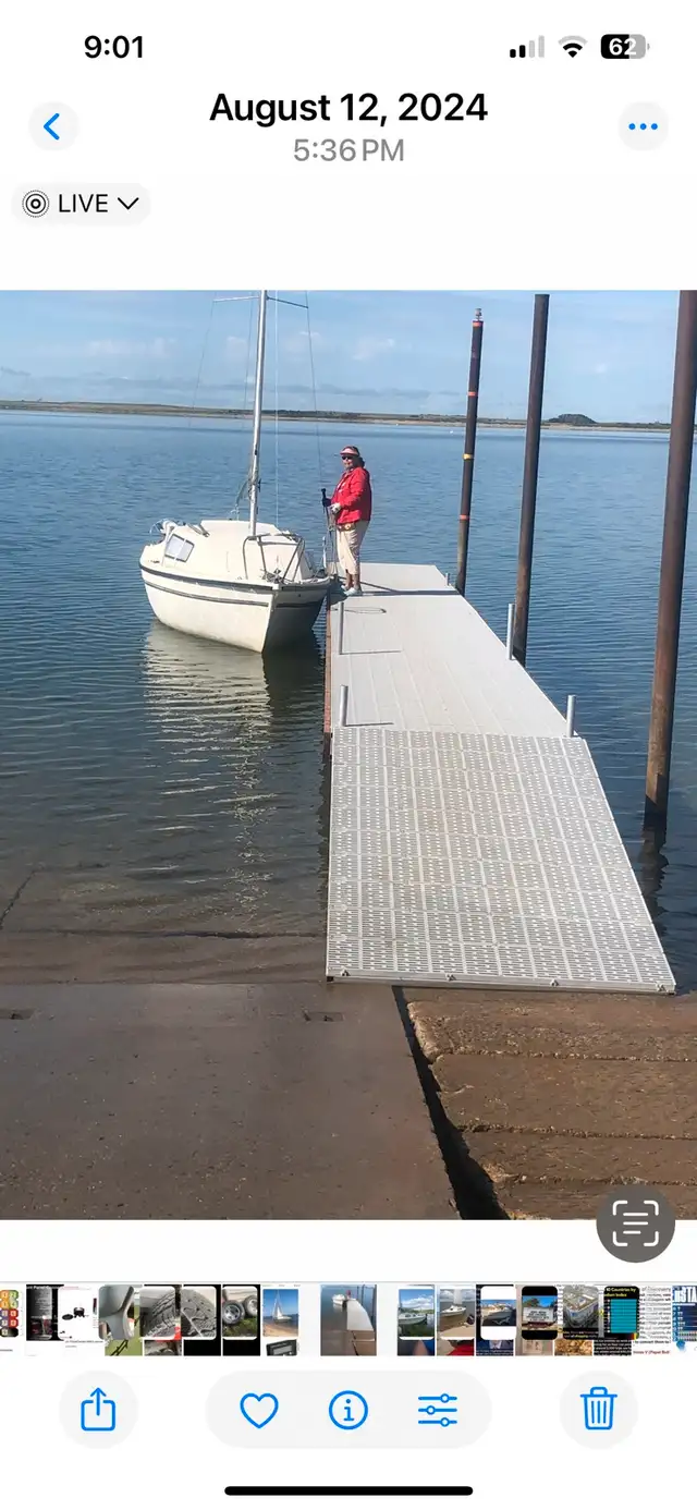 sandpiper 565 sailboat flash sale july 1-5   $2995 . in Sailboats in Saskatoon - Image 3