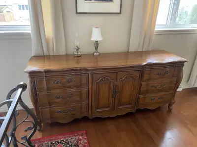 magnifique set de chambre en bois massif , View more