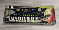 Kawasaki Musical Keyboard in Excellent Condition 