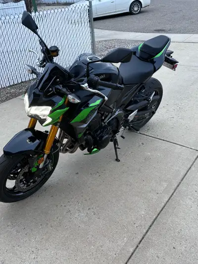 2023 Kawasaki Z900SE naked sport bike. Bought new in March 2024 and just do not use as much as hoped...