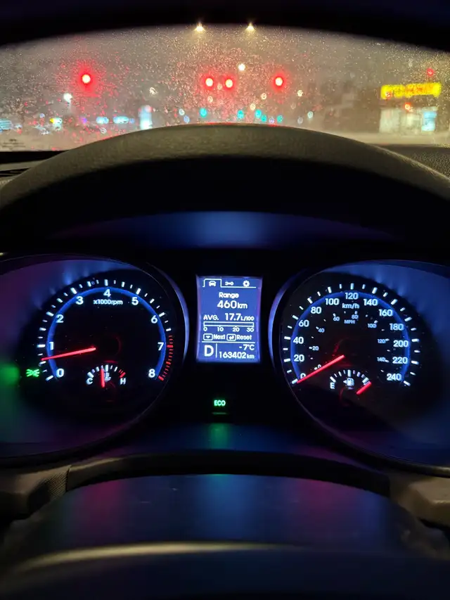 2016 Hyundai Santa Fe Sport in Cars & Trucks in Ottawa - Image 8