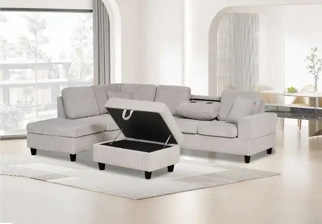 sofa model planche beige  in Other in City of Montréal - Image 6