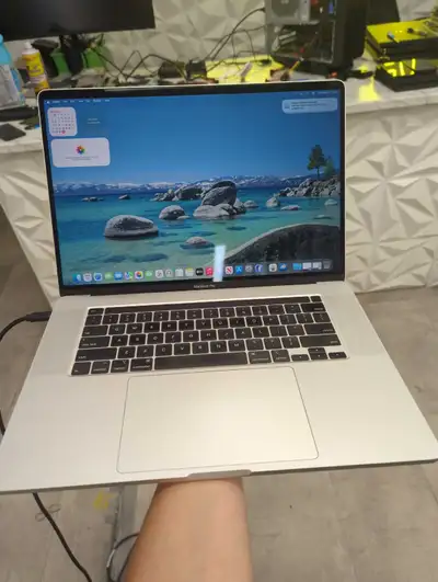MacBook pro 2019, View more