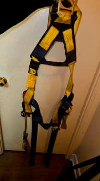 Delta/uline workhorse &Honeywell Miller safety harnesses 