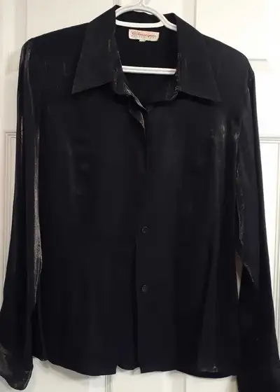 Blouses satins, View more