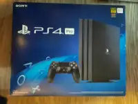 PS4 PRO.  GAME CONSOLE